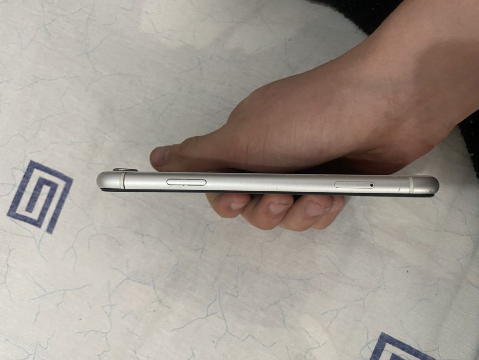 Айфон хр 64 гега