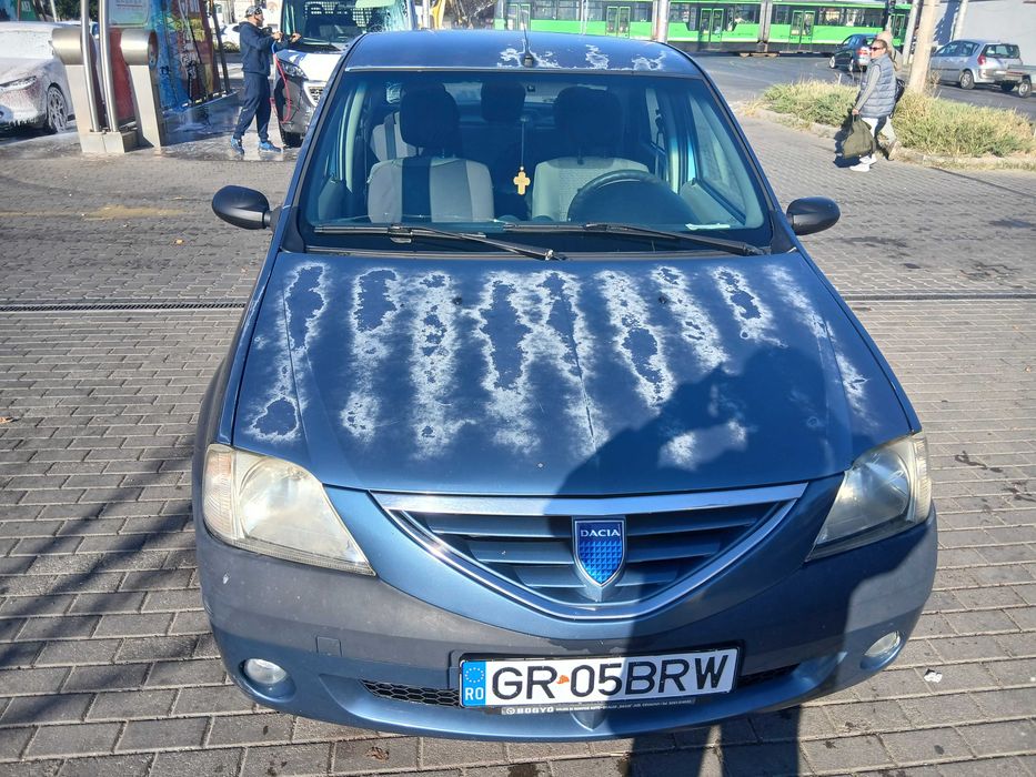 Vand Logan 1.4 benzină +gpl ,an 2007,210000 km,inestetic dar funcționează foarte bine.