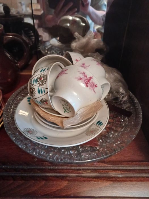 Кофейные наборы, хрустальные блюдо