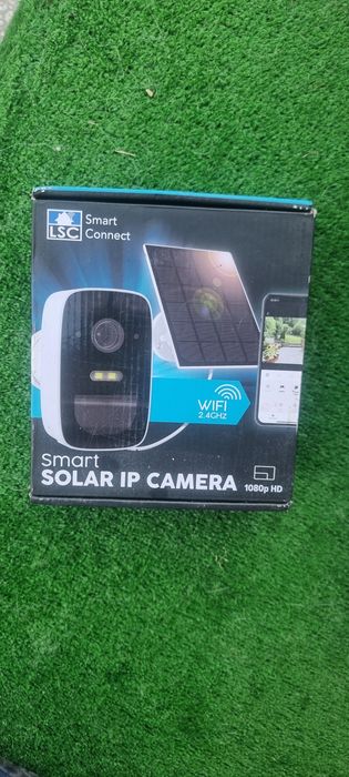 Camera supraveghere panou solar