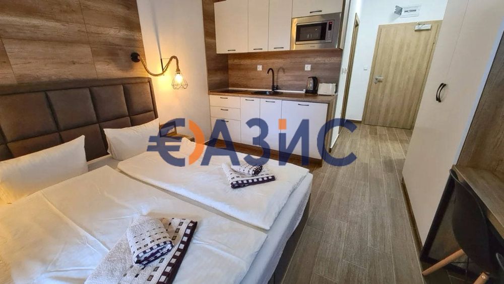 Продава се Едностаен апартамент в к.к. Слънчев бряг - 36 кв.м за 1834 €/кв.м - Снимка #10