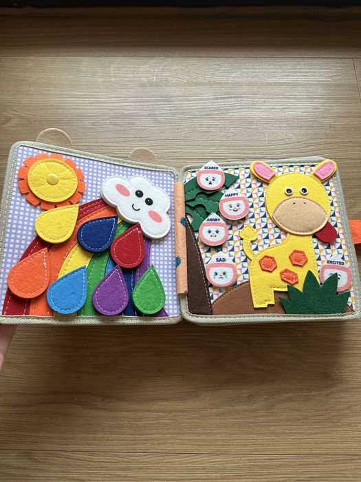 Pachet jucării educative copii – Carte textilă de activități Girafă + Console electronice cu sunete