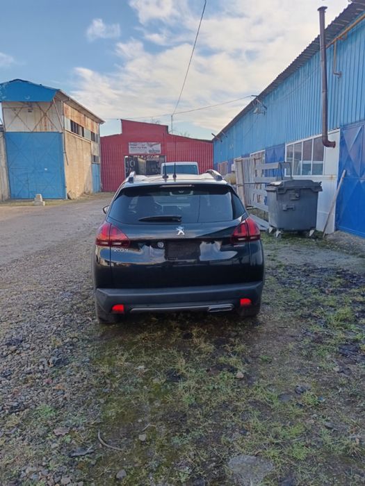 Peugeot 2008 GT LINE 1.2 PURETECH