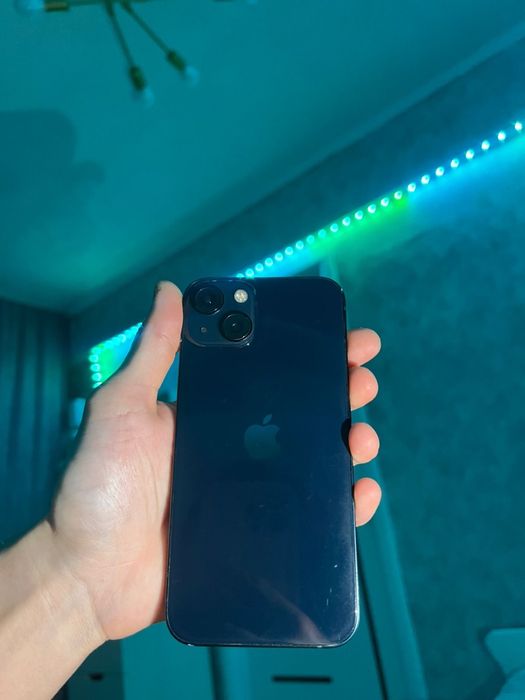 Обменяю айфон 13 128 гб