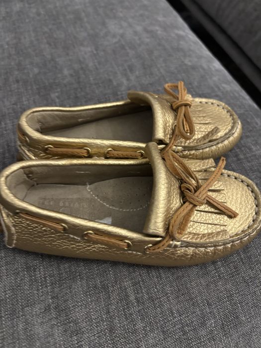 Детская брендовая обувь кожаная