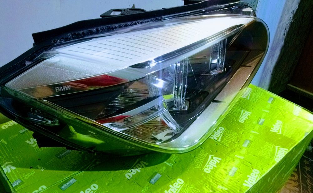 Фар Фарове за БМВ Х1 Е84 / BMW X1 E84 Dynamic Xenon Lci.