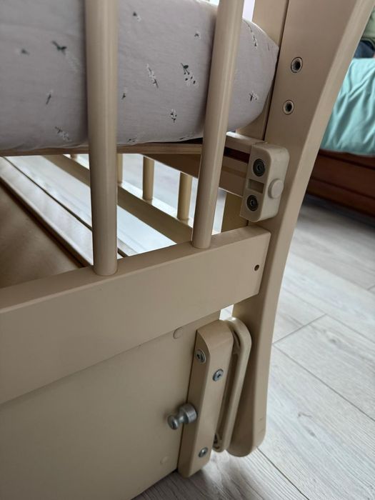 Продам манеж-кровать