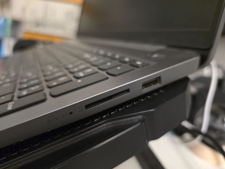Lenovo IdeaPad 3 de 15"