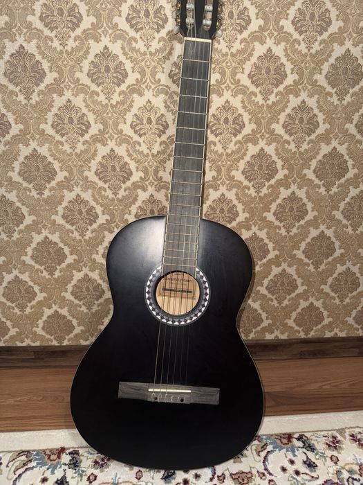 Классикалық гитара GEWA Pure Basic (4/4) – Жағдайы өте жақсы