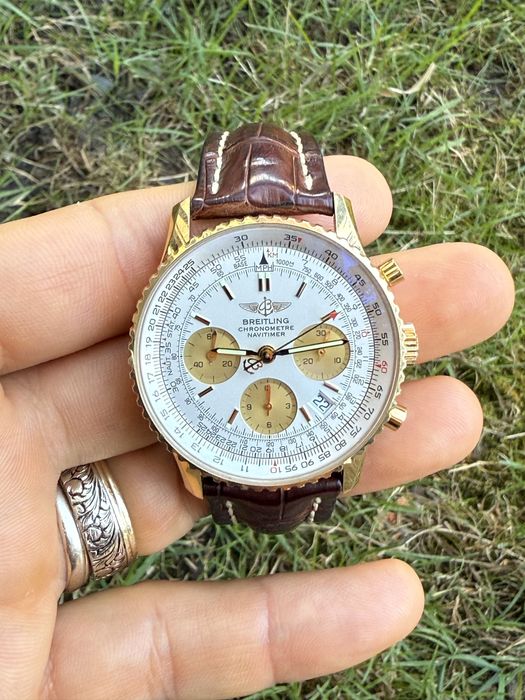 Breitling Navitimer - 18k Massive Gold - Limited edition white !