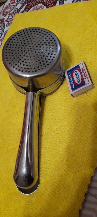 Продам металлический пресс для кухни