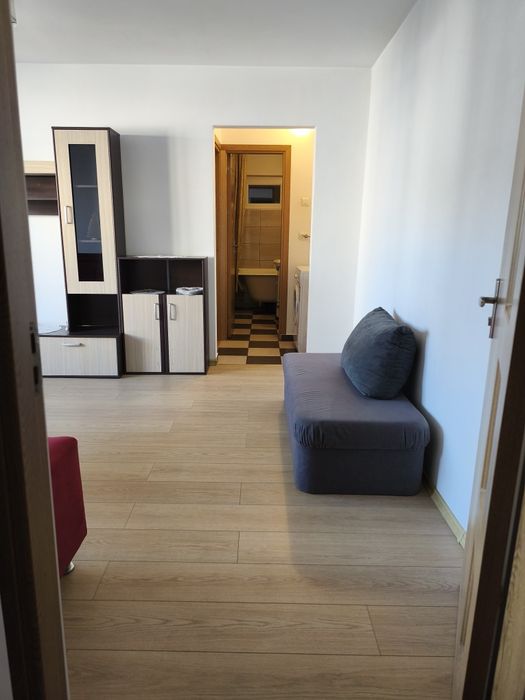 Închiriez apartament 2 camere, Craiovița Noua