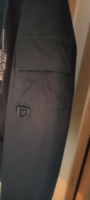 Срочно продам ветровку