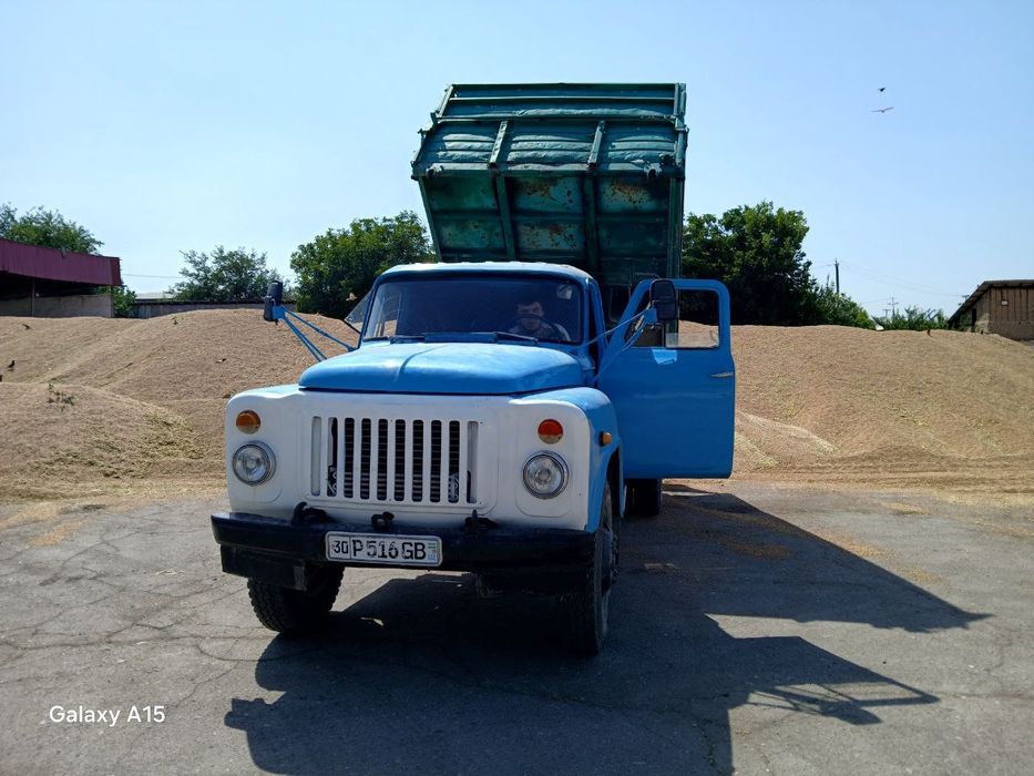 Gaz 53 samasval sotiladi