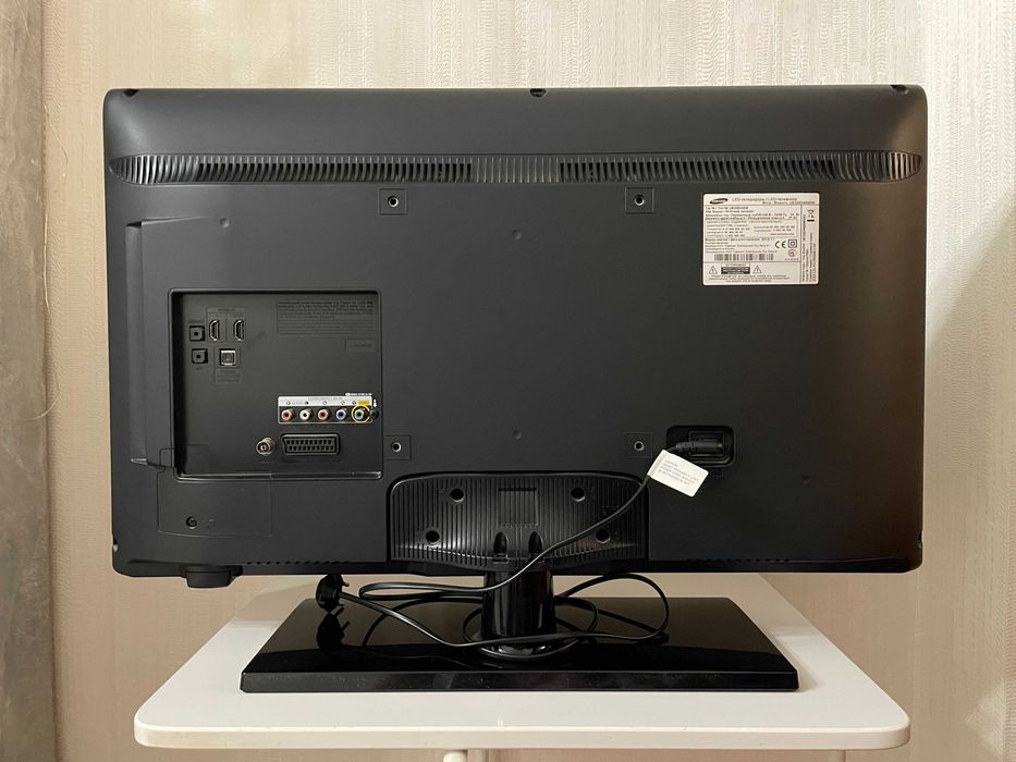 Телевизор Samsung 32' диагональ