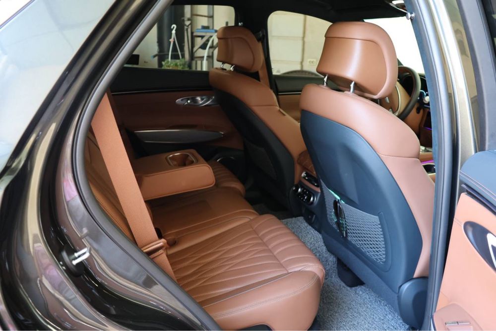 Genesis G70 2.5T AWD, 2023
