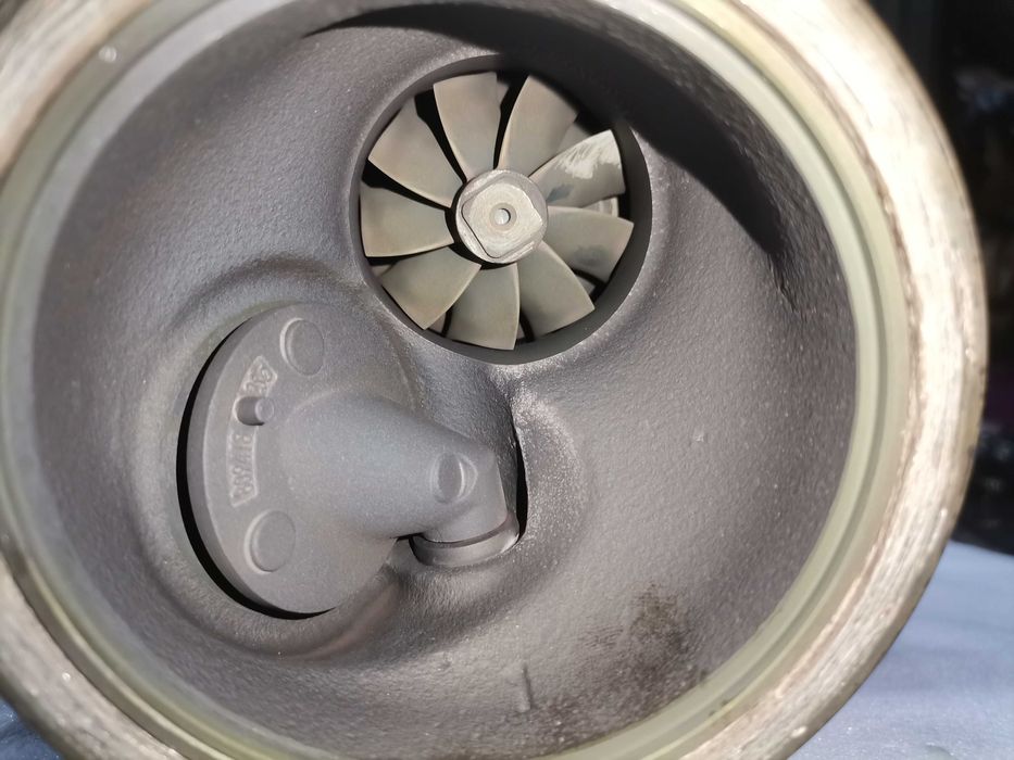 Турбокомпресор 7852373 BMW M5 F90 M8 F91 X5M F95 X6M F96 Цилиндри 5-8