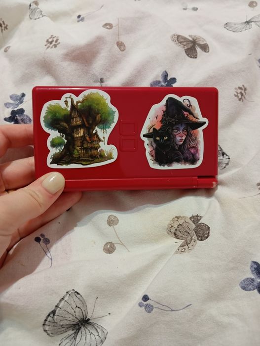 Vând Nintendo DS lite