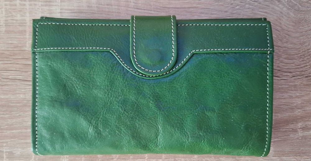 ЕСТЕСТВЕНА КОЖА Дамско портмоне-19/11 см