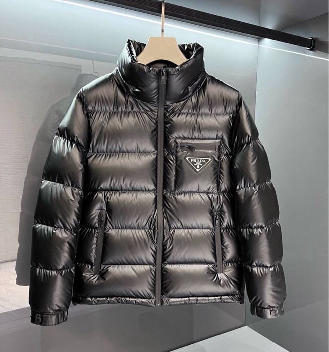 Geaca Prada , calitate premium , pe stoc , S , noua