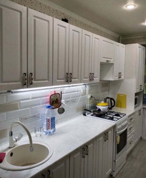 Ресторан Континент 12 тыс в сутки