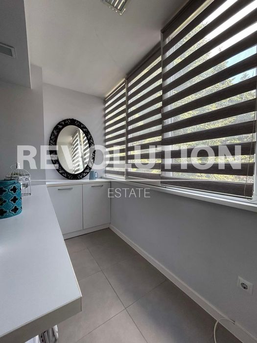 Дава се под наем Двустаен апартамент в Варна, Център - 55 кв.м за 450 € - Снимка #10