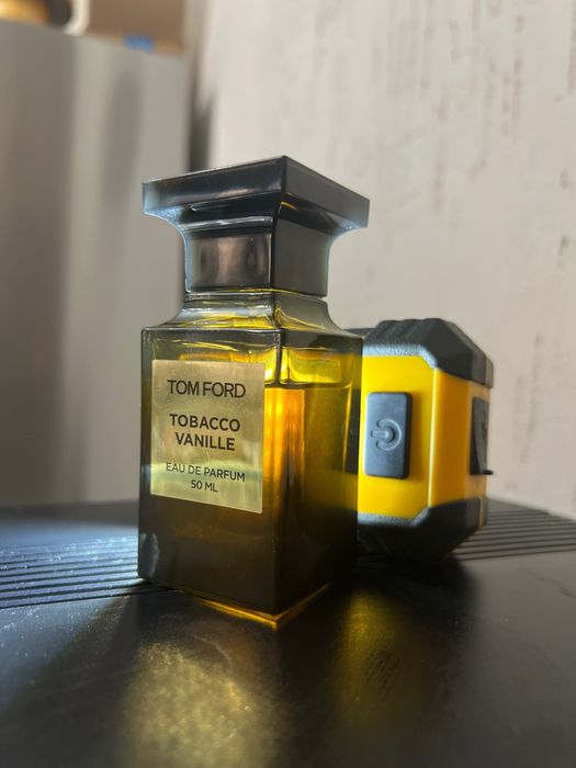 TOM FORD tobacco vanille
