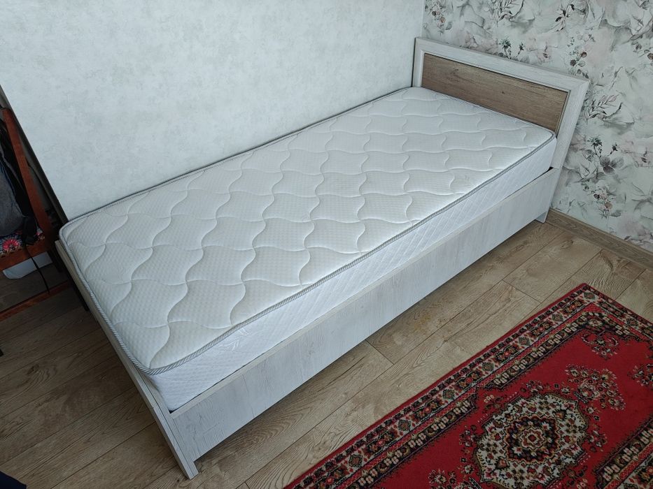 Кровать односпальный
