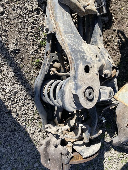 Заден мост Toyota Avensis /Тойота Авенсис T27-2013г