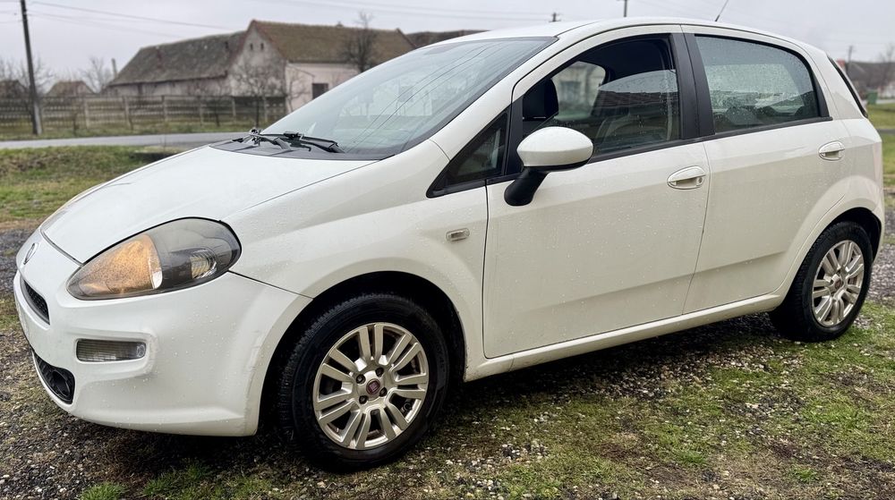 Fiat Grande Punto Evo/ 2013