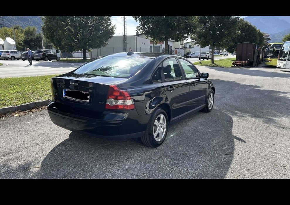 Dezmembrez Volvo S40/V50