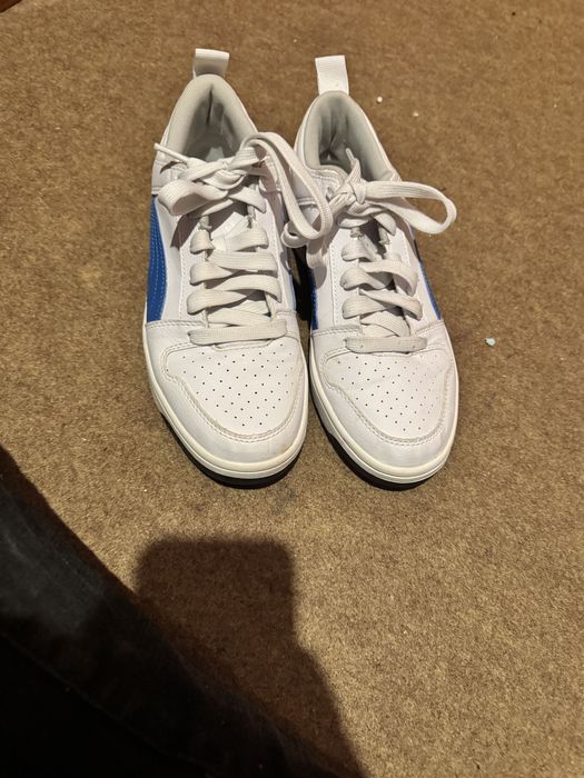 РАЗПРОДАЖБА!! Мъжки и Женски обувки  по 20 евро