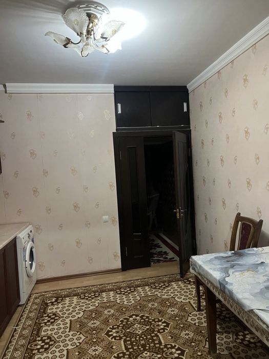 Самарқанд Дарвоза Қоратошда қизлар билан бирга туришга квартира