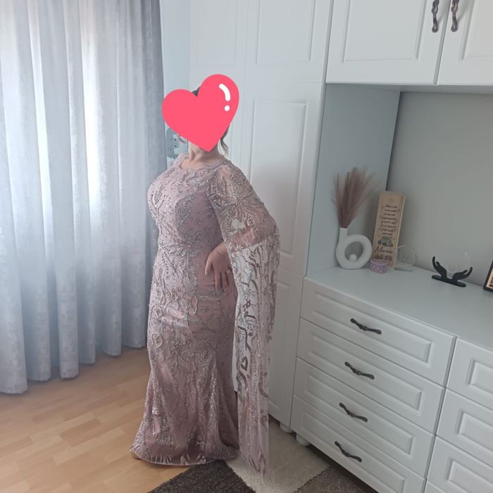 Rochie eleganta de nașă
