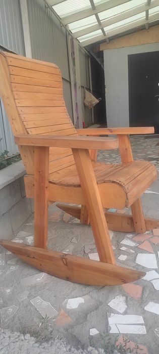 Кресло-качалка продам