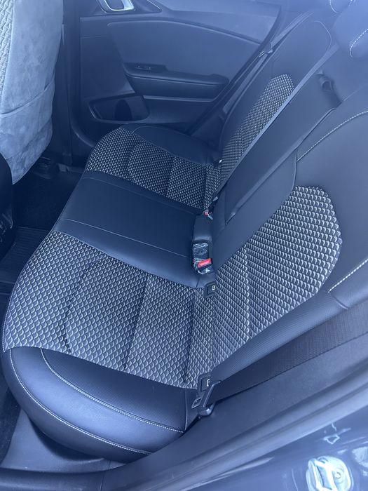 продам kia ceed