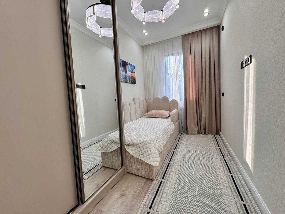 ул.Новомосковская стадион Старт 3(4)-комн 5/9 75 м² 2 с/у евроремонт