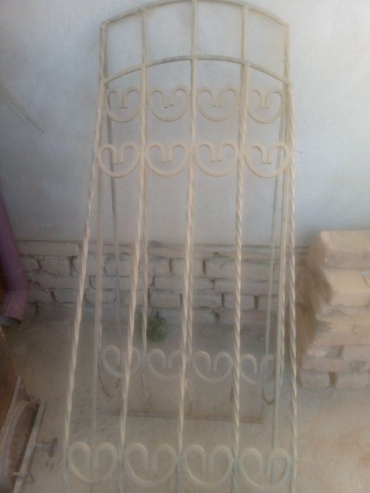 Решотка сотилади размер 0.40 1.40