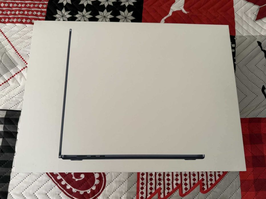 Macbook 15 Air M4 256GB