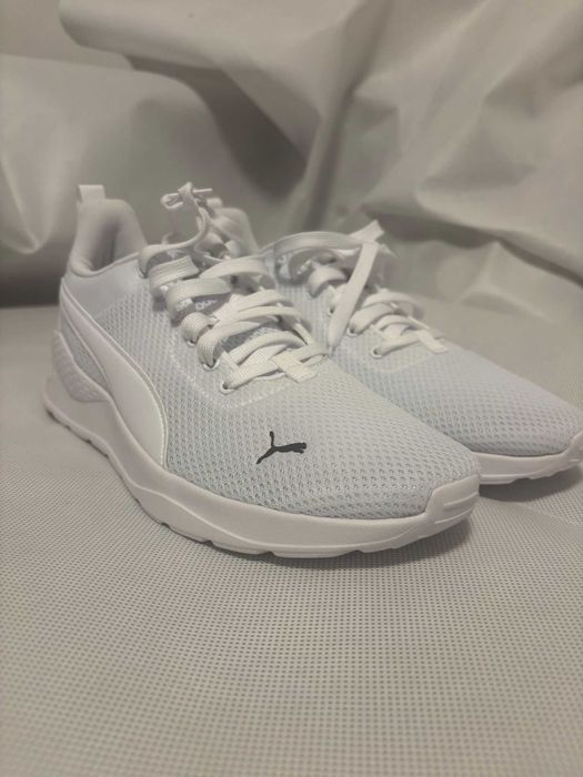 Puma Anzarun Trainers  (Marimile 40, 41, 43,42, )