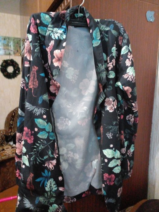 Продам платье недорого