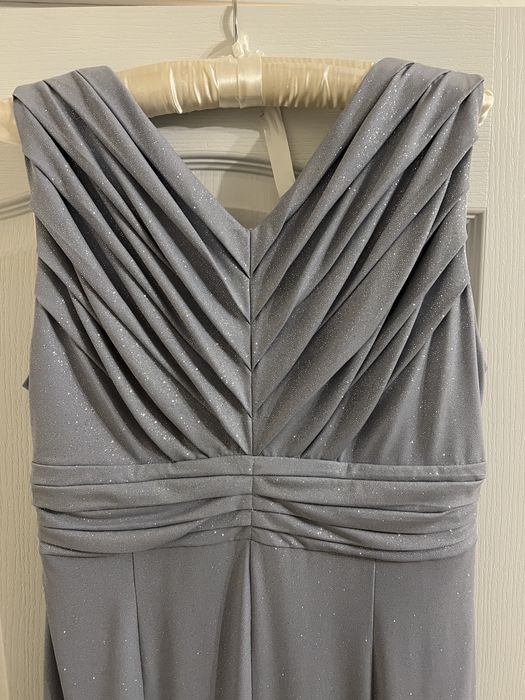 Елегантна официална рокля