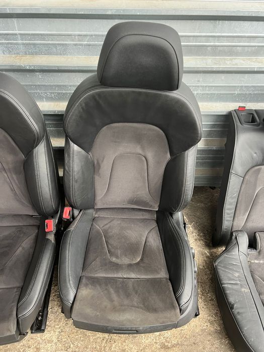 Салон за Ауди AUDI A5 4 врати кожа+плат Алкантар Ел. Рекаро 313