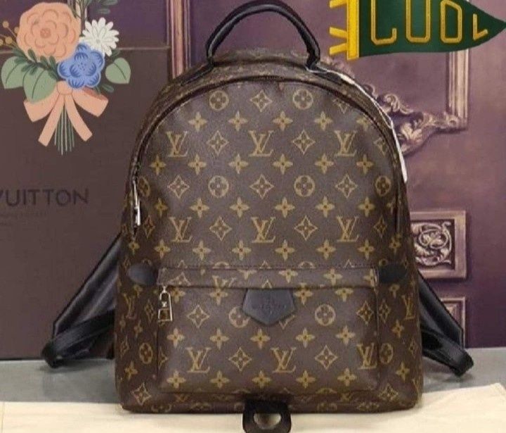 Set rucsac +portofel, super model, super calitate, France, saculet, et