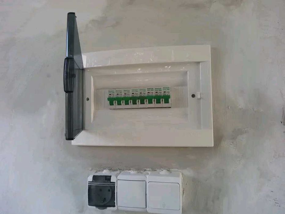 Електротехник по домовете