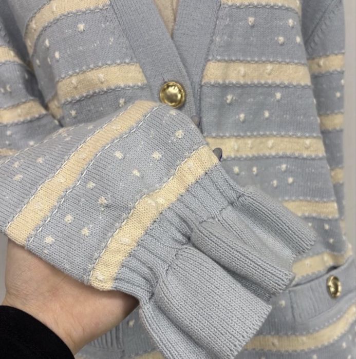 Женская одежда .