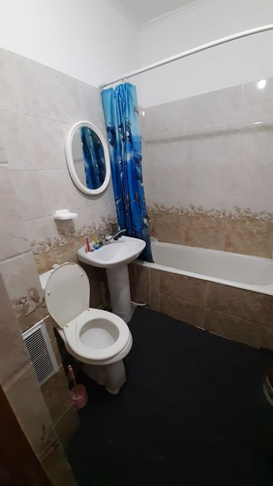 Срочно продается 5-ти комнатная квартира,на Белтепа массив