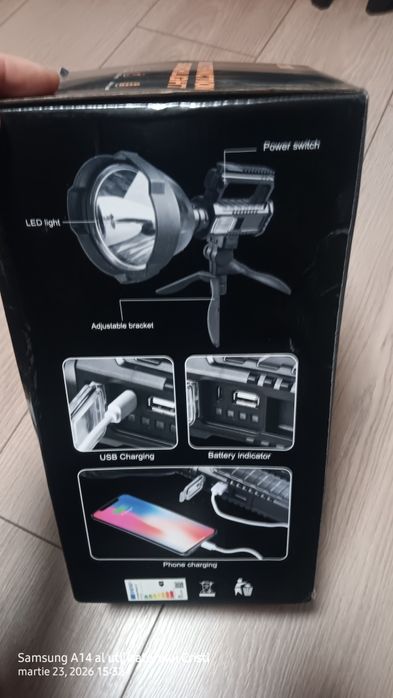 Lanterna led puternica bate la 500 m