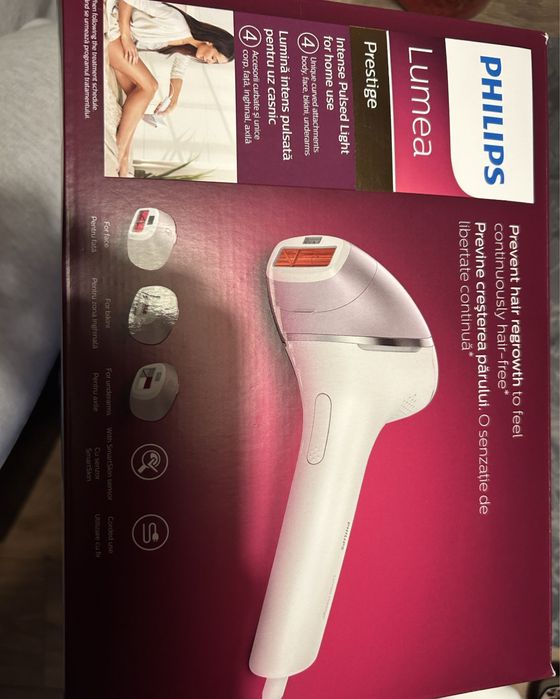 Фотоепилатор Philips Lumea Prestige BRI947/00