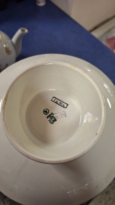 Продам чайник и фруктовницу